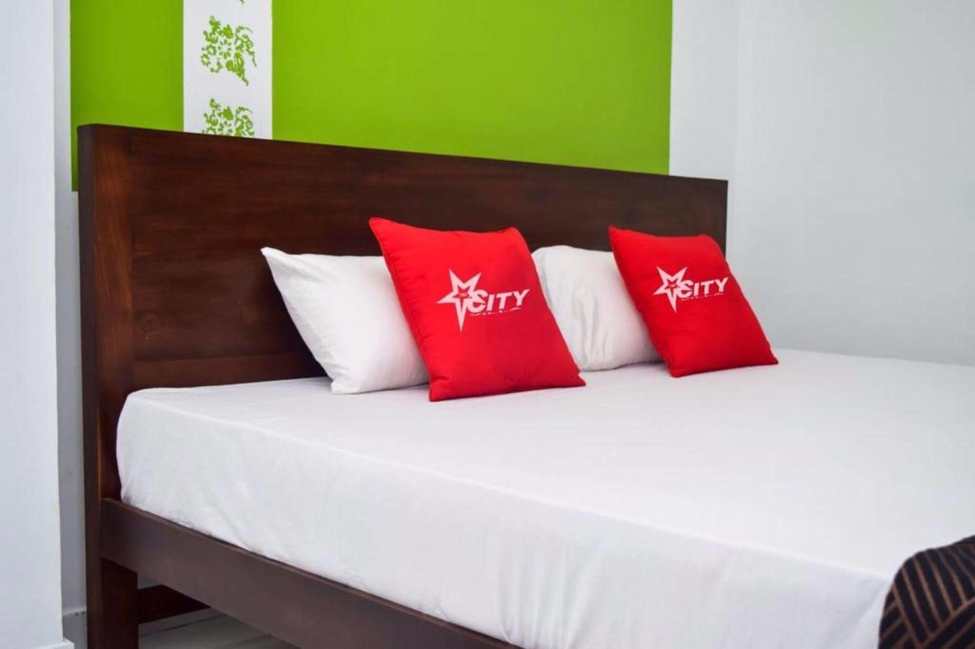 Star City Villa Коломбо Экстерьер фото